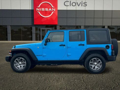 Used 2017 Jeep Wrangler Unlimited Rubicon w/ Connectivity Group image 6