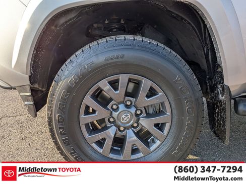 Certified 2021 Toyota Tacoma SR5 image 9