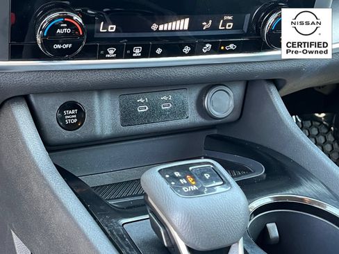 Certified 2025 Nissan Rogue SV FWD image 26