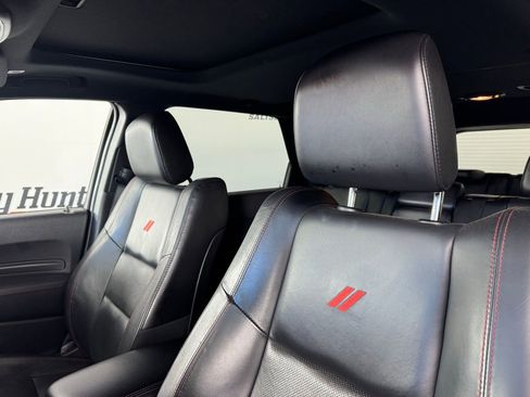 Used 2024 Dodge Durango GT image 2