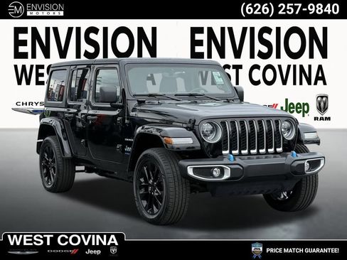 Used 2023 Jeep Wrangler Unlimited Sahara image 1