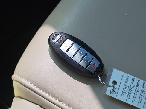 Used 2022 Nissan Maxima Platinum w/ Sport Mat Group FWD image 33