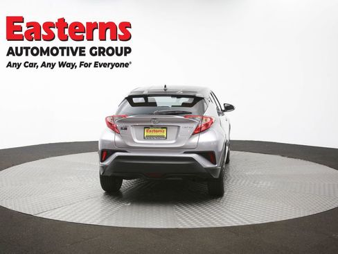 Used 2019 Toyota C-HR Limited FWD image 38