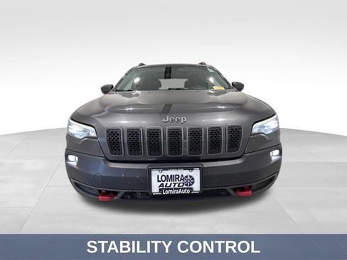 Used 2021 Jeep Cherokee Trailhawk w/ Sun, Sound & Nav Group AWD/4WD image 3