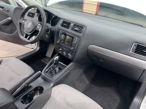 Used 2017 Volkswagen Jetta S FWD image 26