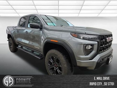 Used 2024 GMC Canyon Elevation w/ Convenience Package AWD/4WD image 7