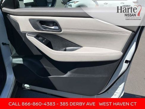 Certified 2023 Nissan Rogue SL w/ SL Premium Package AWD/4WD image 18
