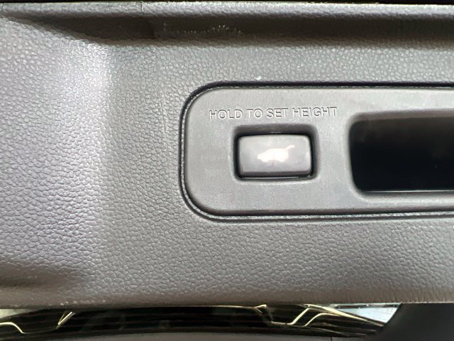Used 2026 Honda Pilot Touring image 11