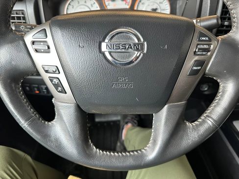 Used 2014 Nissan Titan PRO-4X AWD/4WD image 3
