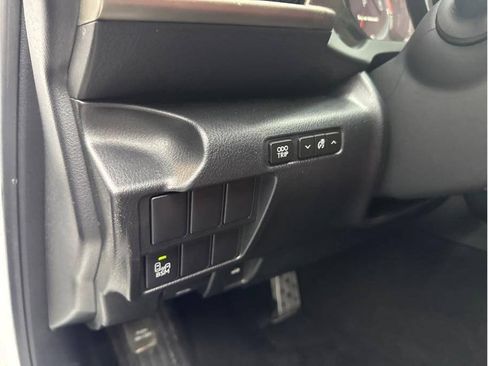 Used 2016 Lexus IS 200t w/ F Sport Package RWD image 11