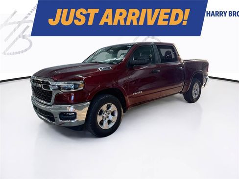 Used 2025 RAM 1500 Big Horn AWD/4WD image 1