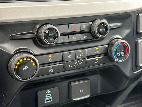 New 2026 Ford F250 XL w/ XL Chrome Package image 18