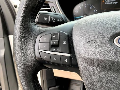 Used 2020 Ford Escape SEL FWD image 18