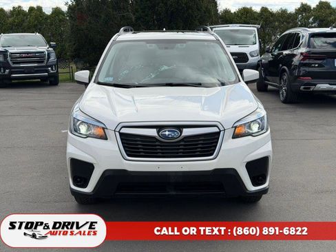 Used 2020 Subaru Forester Premium AWD/4WD image 8