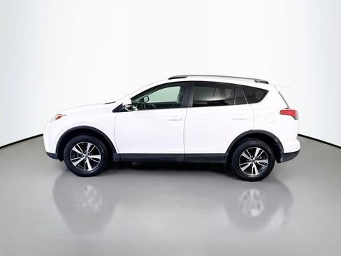 Used 2018 Toyota RAV4 XLE w/ Plus Extra Value Package AWD/4WD image 9