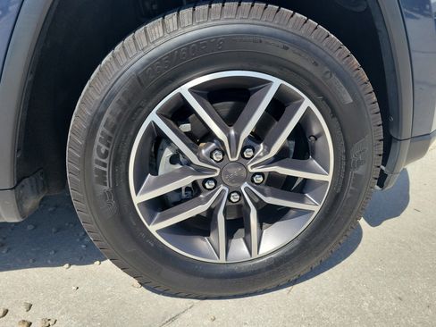 Used 2020 Jeep Grand Cherokee Limited RWD image 9