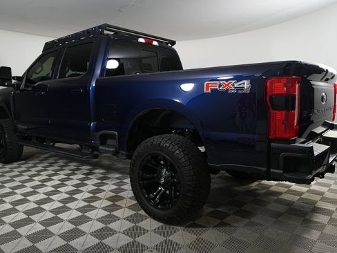Used 2023 Ford F250 Lariat w/ Lariat Ultimate Package AWD/4WD image 11