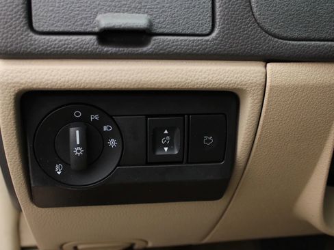 Used 2011 Ford Fusion SEL image 14