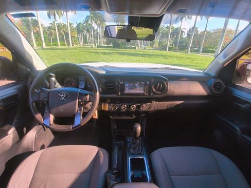Used 2019 Toyota Tacoma SR RWD image 19