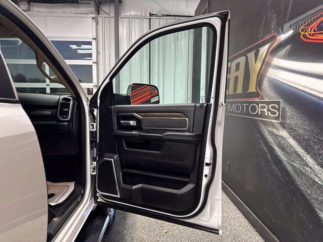 Used 2021 RAM 2500 Laramie AWD/4WD image 27