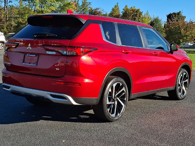 Used 2023 Mitsubishi Outlander SE AWD/4WD image 9