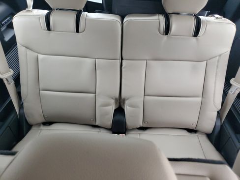 Used 2024 Ford Explorer Limited w/ Equipment Group 301A image 20