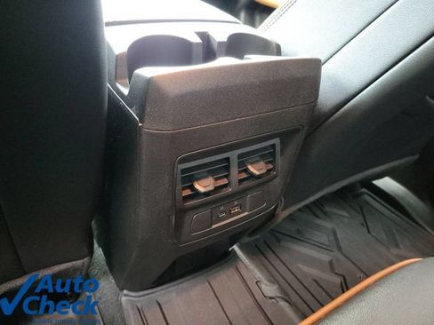 Used 2024 GMC Canyon AT4 w/ AT4 Premium Package AWD/4WD image 13
