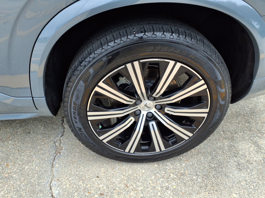 Used 2023 Volvo XC90 B5 Core w/ Protection Package Premier AWD/4WD image 10