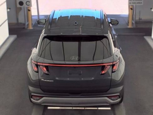 Used 2025 Hyundai Tucson SEL FWD image 6