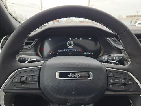 New 2026 Jeep Grand Cherokee Limited Reserve image 37