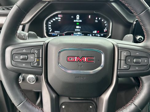 Used 2025 GMC Sierra 1500 AT4X image 34