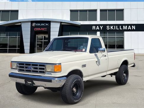 Used 1987 Ford F250 4x4 Regular Cab image 3