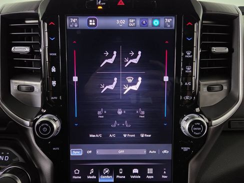 New 2026 RAM 1500 4x4 Crew Cab image 21