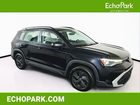 Used 2025 Volkswagen Taos S FWD image 1
