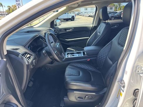 Used 2023 Ford Edge Titanium AWD/4WD image 15