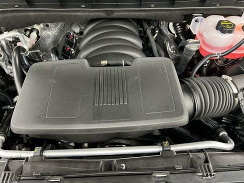 New 2026 Chevrolet Suburban LT w/ Comfort Package image 26