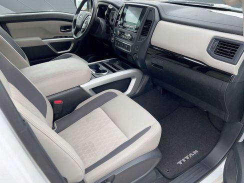 Used 2023 Nissan Titan SV w/ SV Convenience Package image 31