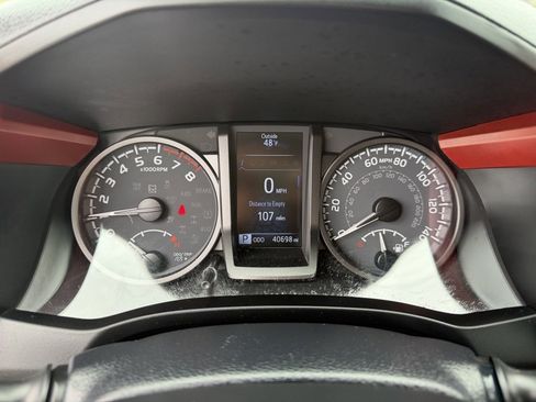 Used 2020 Toyota Tacoma TRD Off-Road w/ TRD Premium Off Road Package image 20