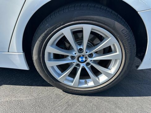 Used 2016 BMW 320i Sedan RWD image 5