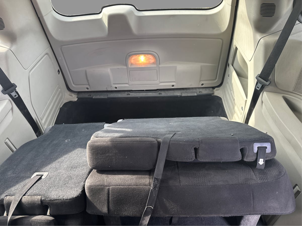Used 2013 Dodge Grand Caravan SE w/ SE Plus Group FWD image 42