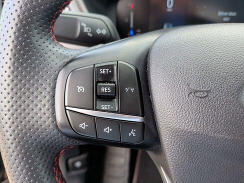 Used 2023 Ford Escape ST-Line image 17