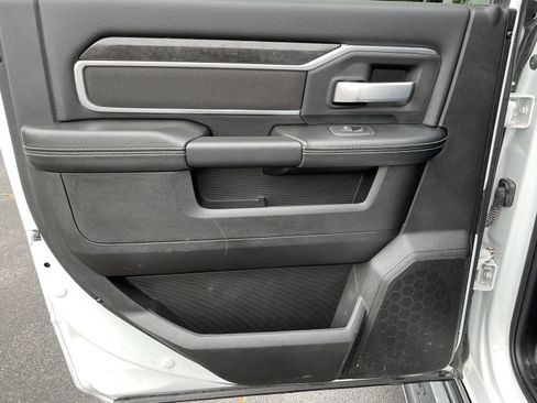 Certified 2024 RAM 2500 Big Horn AWD/4WD image 44