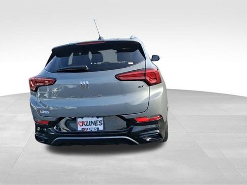 Used 2024 Buick Encore GX Sport Touring image 9