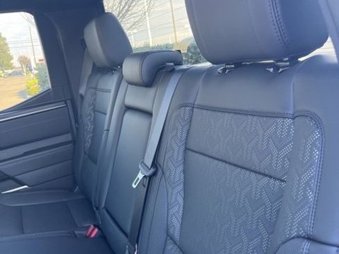 Used 2025 Toyota Tundra Limited image 11