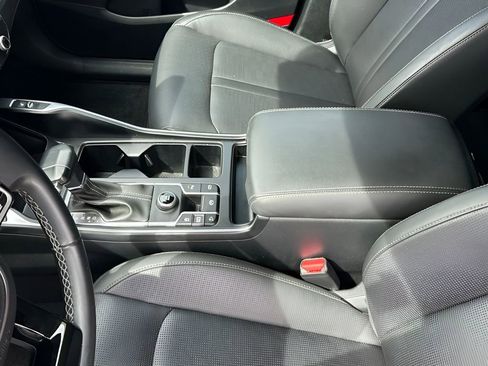 Used 2024 Kia Sorento S FWD image 20
