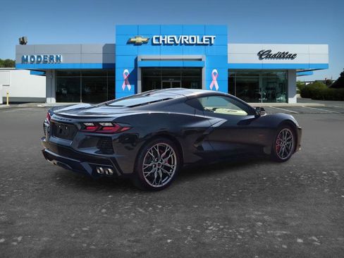 Used 2023 Chevrolet Corvette Stingray Premium Cpe RWD image 5