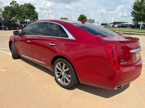 Used 2013 Cadillac XTS Luxury FWD image 4