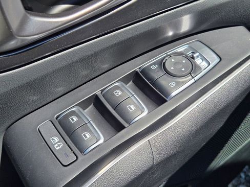 New 2026 Kia Sorento S FWD image 16