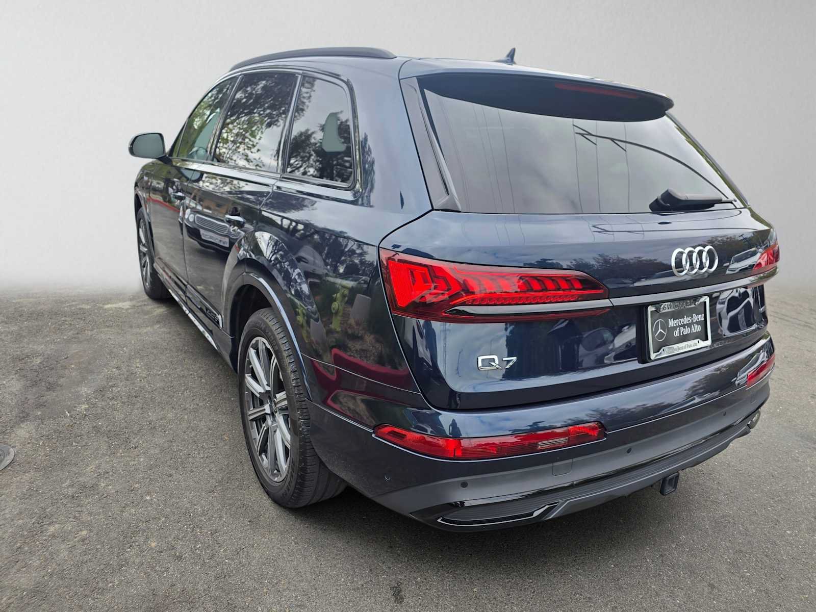 Used 2023 Audi Q7 2.0T Premium Plus w/ Premium Plus Package AWD/4WD image 5