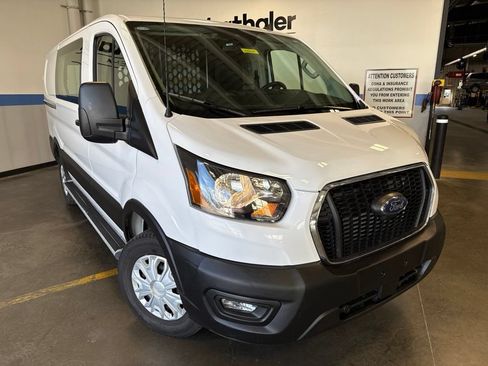 Used 2025 Ford Transit 250 Low Roof w/ Exterior Upgrade Package RWD image 3